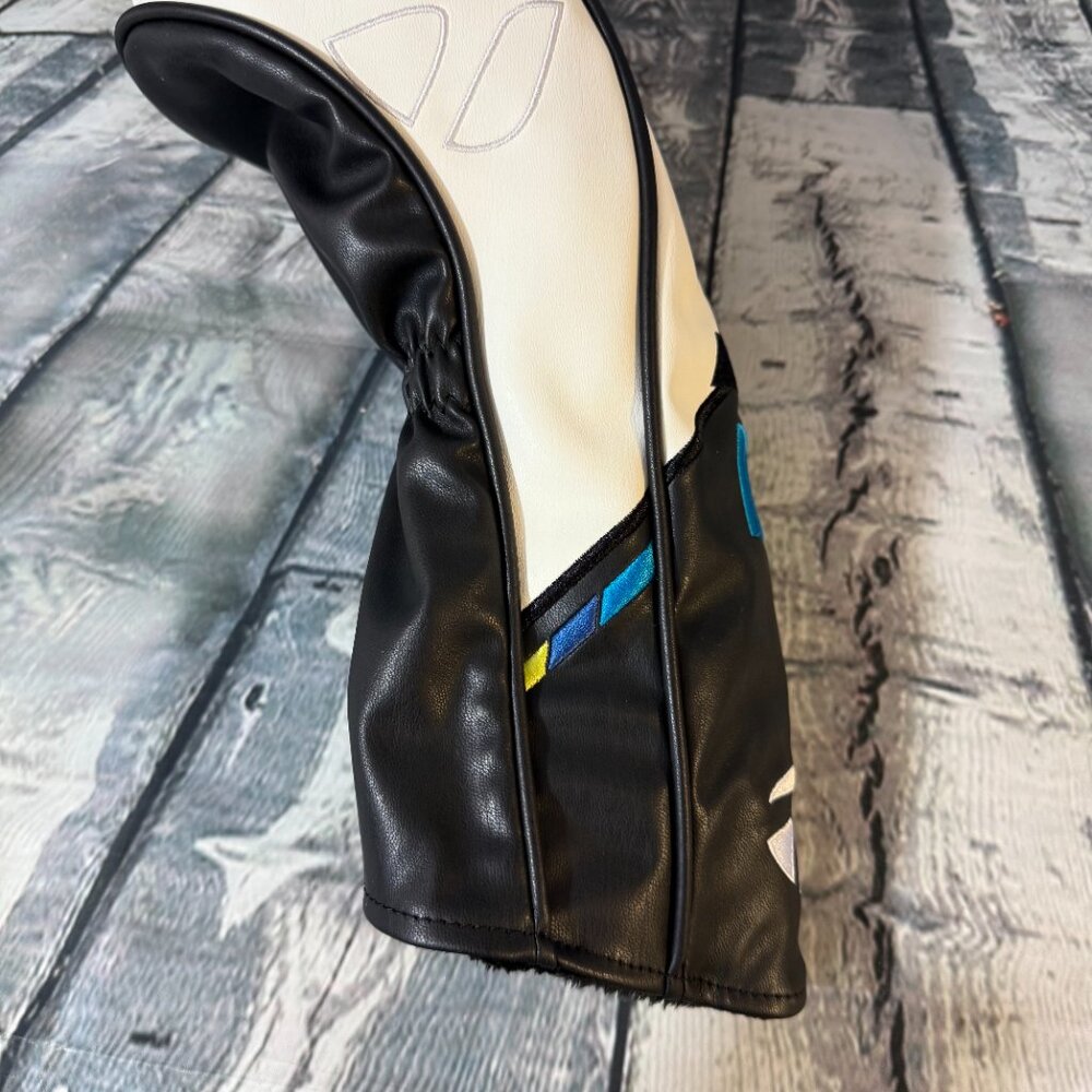 Taylor Made Sim 2 Driver Head Cover #B2201 - NEW - Picture 6 of 9